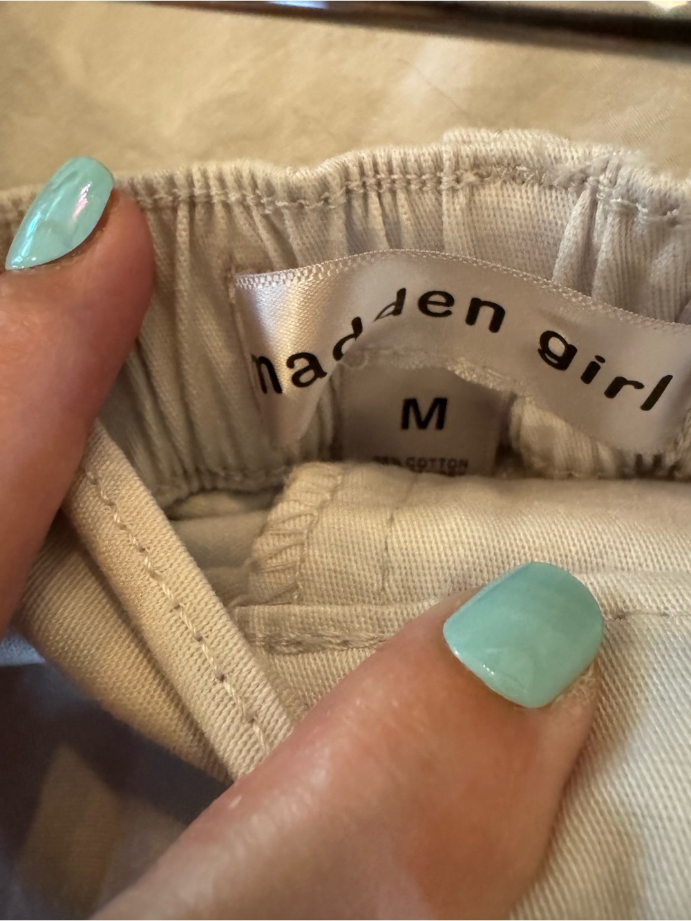 Madden Girl Light Gray Cargo Shorts with Utility Pockets med nwt - Picture 7 of 7